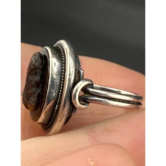 Vintage Cameo Ring Silver Tone Carved Roman Soldier Tigers Eye Size 6 - Picture 4 of 10
